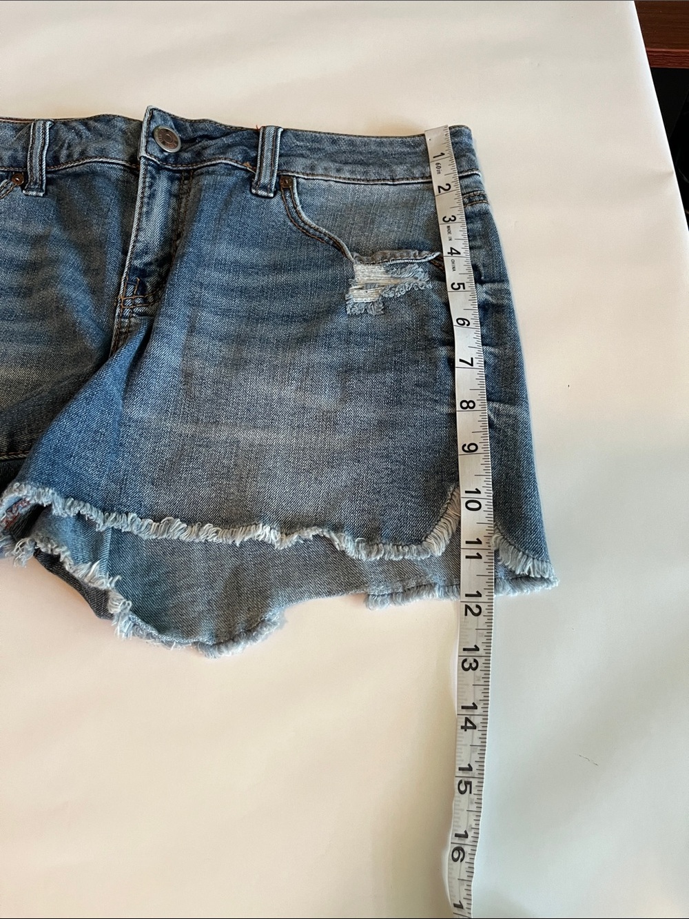 Level 99 Mid Rise Shorts Size 29 - Picture 8 of 16